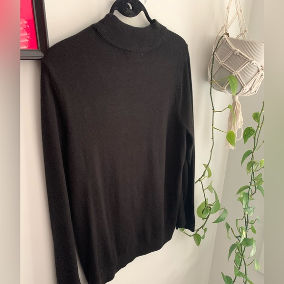 2 for $25 - 🖤 VINTAGE Alia Mock Turtleneck 🐢 - Picture 6 of 10